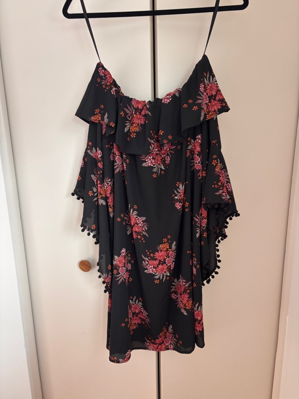 Design Lab Lord & Taylor Black & floral Off-the-shoulder mini dress